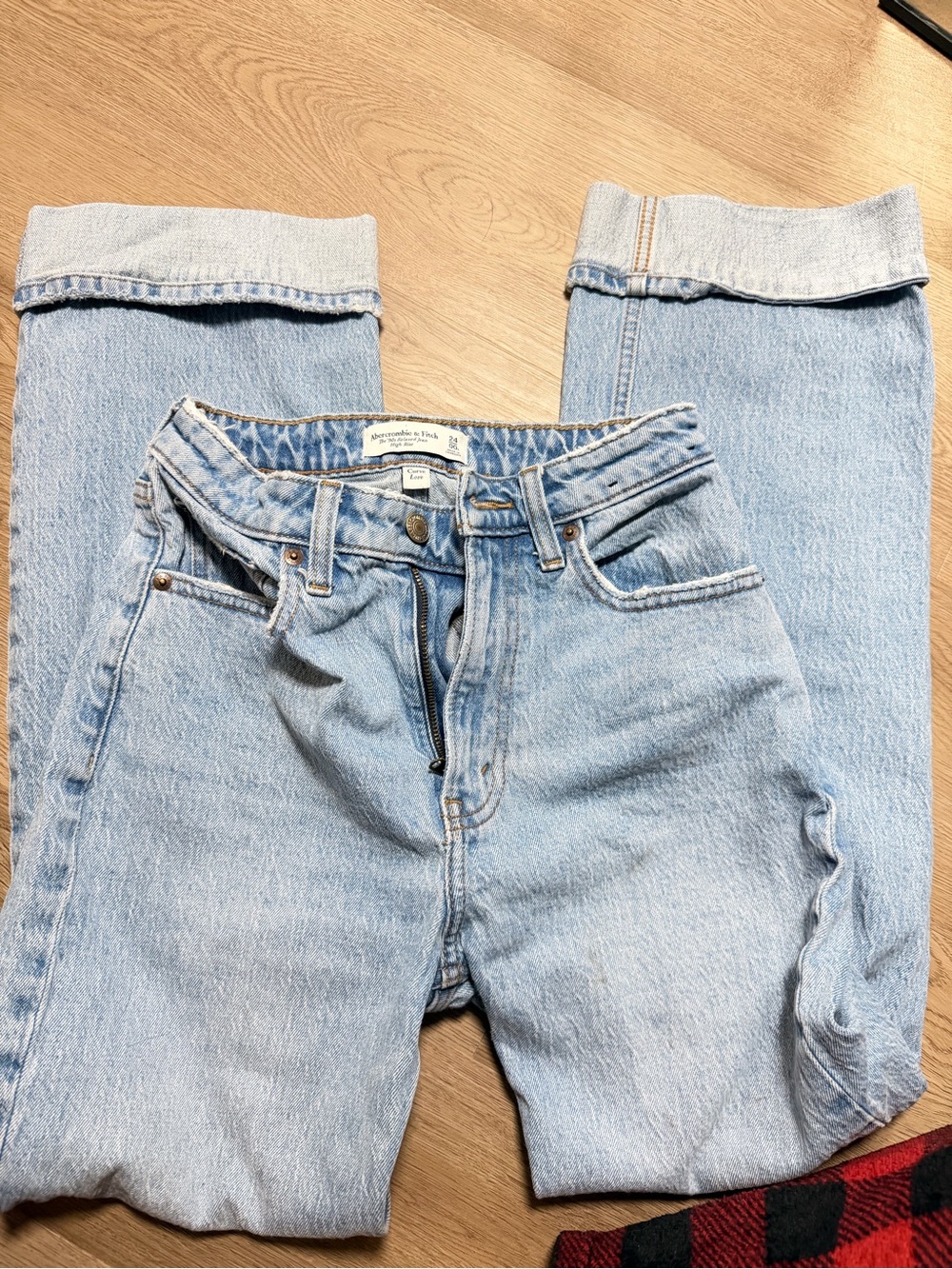 Abercrombie & Fitch Light Wash Boyfriend Jeans